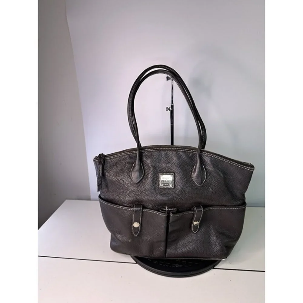 Dooney Bourke Brown Crescent Leather Purse Pebble Grain